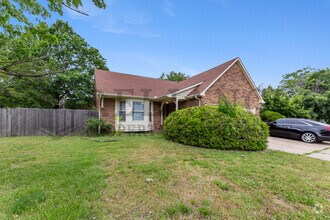 Building Photo - 1837 S Stacey St
