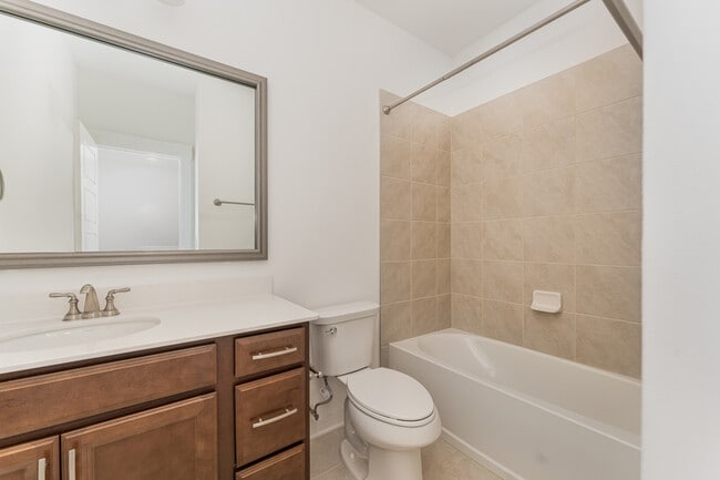 Foto del edificio - 1106 Kiernan Grove Ln