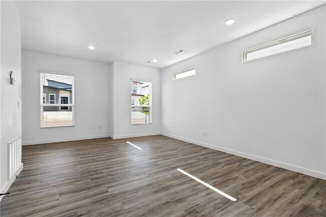 Foto del edificio - 1031 Ventnor Ave