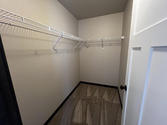 Foto del edificio - 8954 Scotsworth St