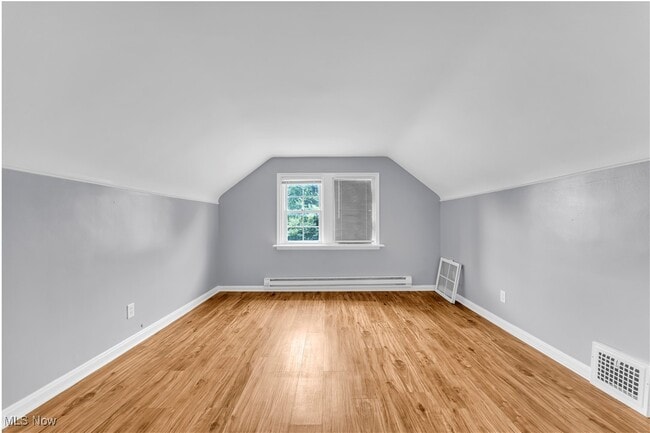 Building Photo - 2614 Oak Park Ave