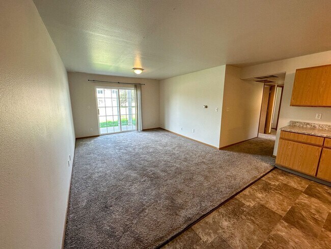 Interior Photo - 3406 Orion Dr