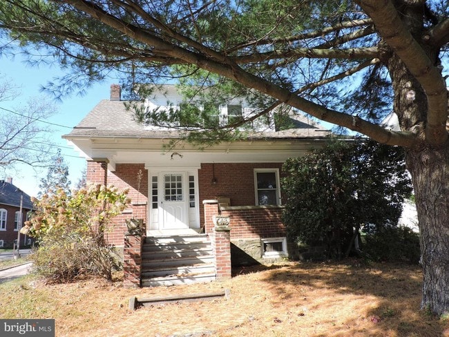 Building Photo - 1037 Valley Forge Rd