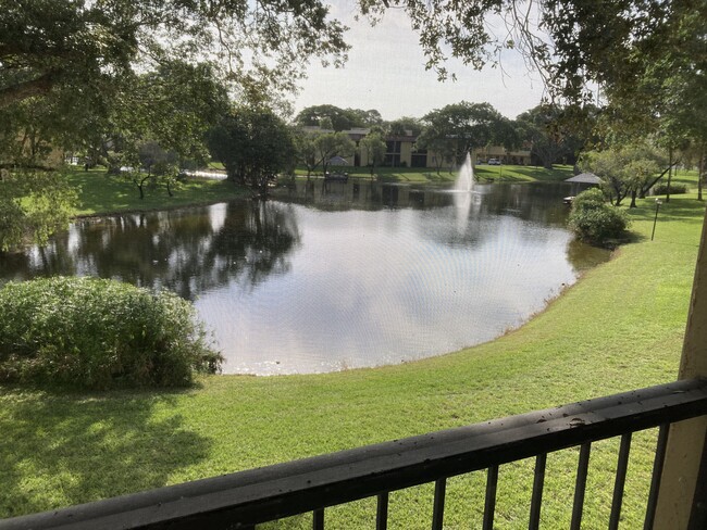 Vista desde nuestro condominio - 824 SW 9th Street Cir