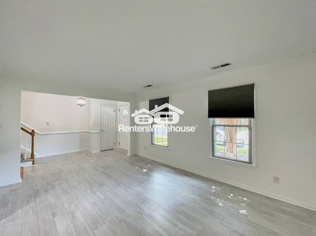 Building Photo - 1004 Tottenham Ln