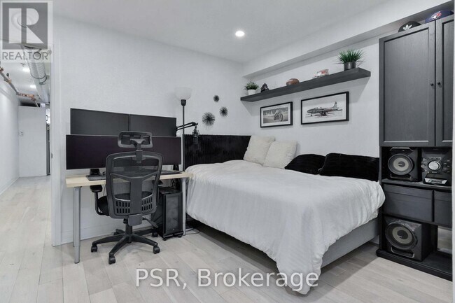 Photo du bâtiment - 1171 Dundas St W