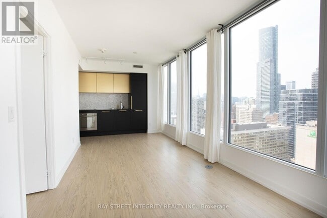 Photo du bâtiment - 85 Wood St