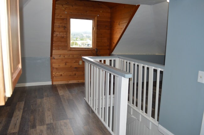 Foto del edificio - 430 S Holladay Dr