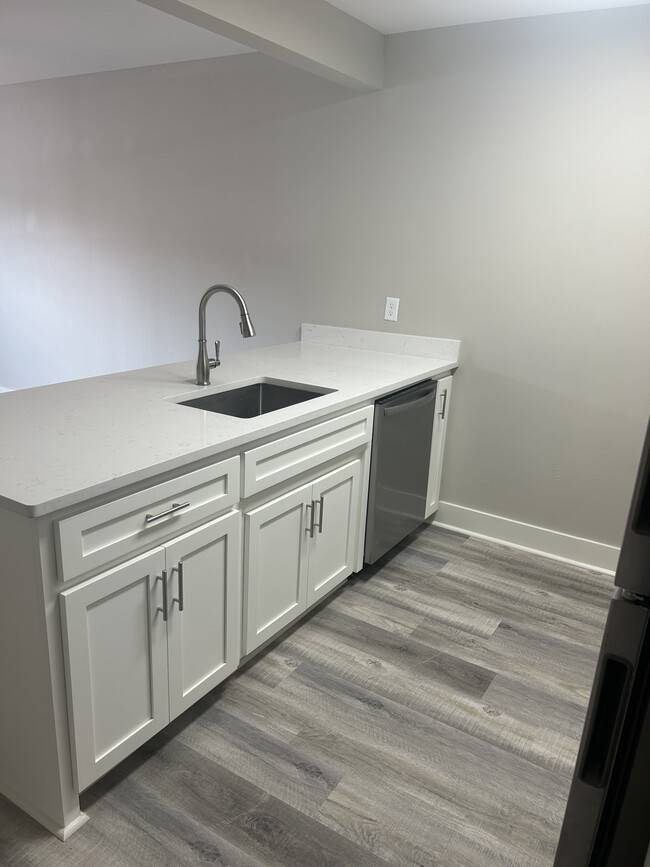 Foto del edificio - Bradley Bowen Townhomes