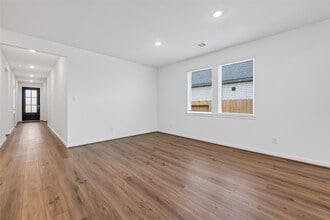 Building Photo - 9730 Westminster Mnr Dr