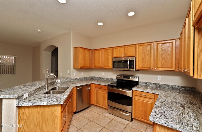 Foto del edificio - 14168 W Clarendon Ave