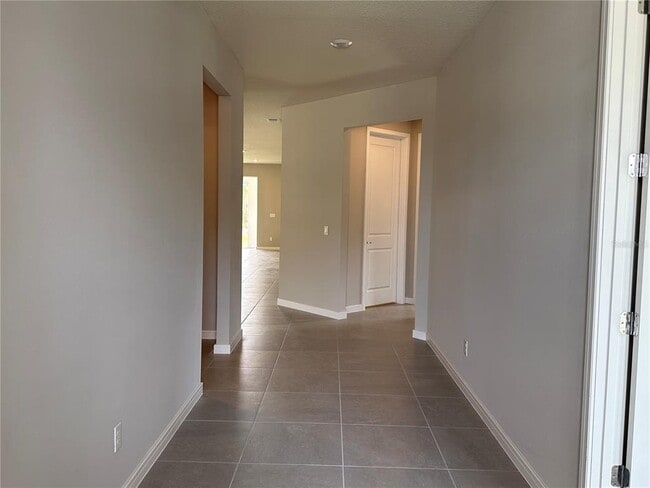 Foto del edificio - 5685 Arborvista Dr