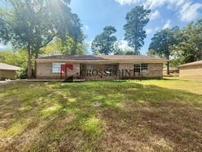 Building Photo - 314 Tammy Lynn Dr