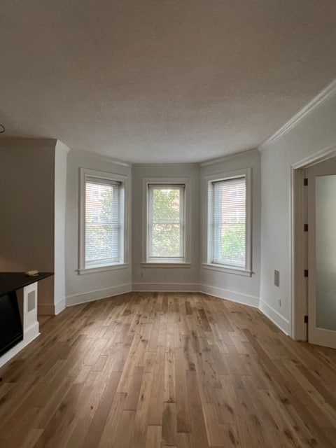 Bay Window - 1851 Columbia Rd NW