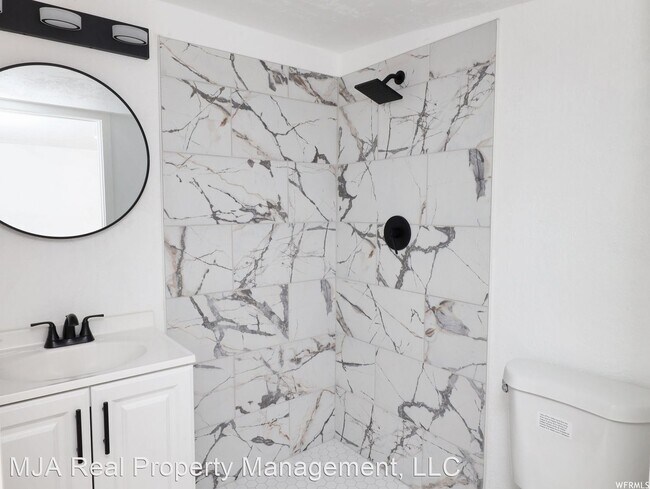 Foto del edificio - 1 br, 1 bath House - 2136 Monroe BLVD - ADU
