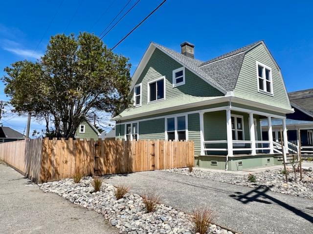 Side yard with double gate entrance - 771 Vance Ave