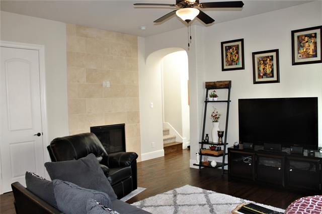 Foto del edificio - 328 Loma Alta Dr