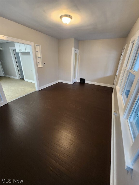 2200 W 104th St Unit Lower, Cleveland, OH 44102 Apartment for Rent in