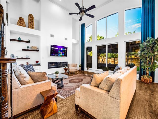 Foto principal - 2117 White Rock Ln