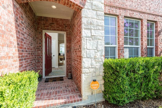 Foto del edificio - 2349 Clairborne Dr