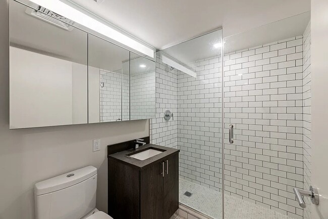 Building Photo - 167 Ludlow St