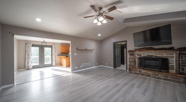 Building Photo - 21504 Horizonway Ln