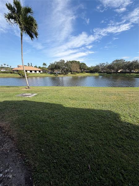 Foto del edificio - 10631 NW 14th St