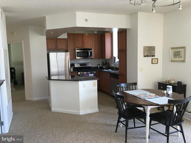 Foto del edificio - 851 N Glebe Rd