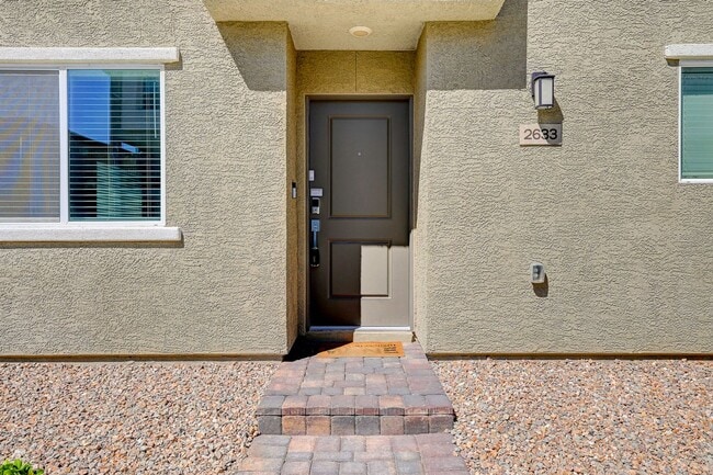 Building Photo - 2021 TOWNHOME IN GATED COMMUNITY N LAS VEGAS