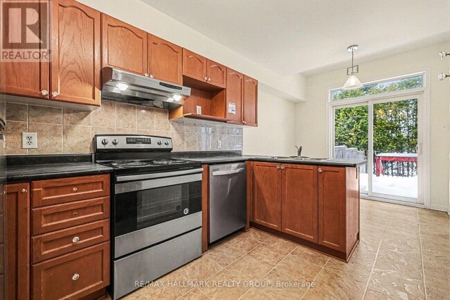 Building Photo - 1073 Marconi Ave