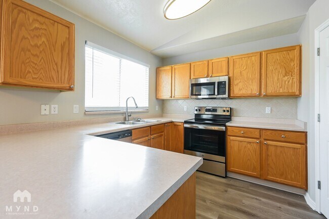 Foto del edificio - 5463 Ridge Hollow Way