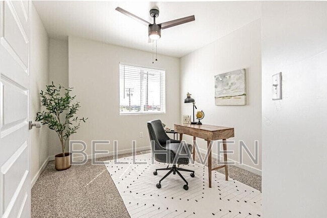 Building Photo - Skyline Manor