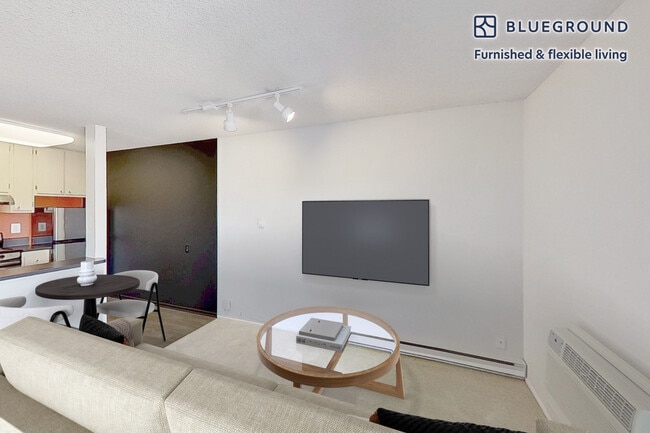 Foto del edificio - 3883 Ingraham St