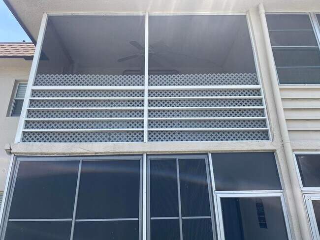 Building Photo - 506 Davis Rd