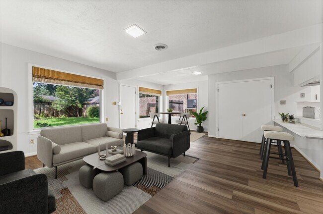 Foto del edificio - 4047 Merrick St