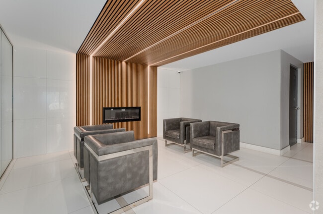 Lobby Photo - 3390 Keele St