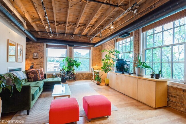 Foto del edificio - 5235 N Ravenswood Ave