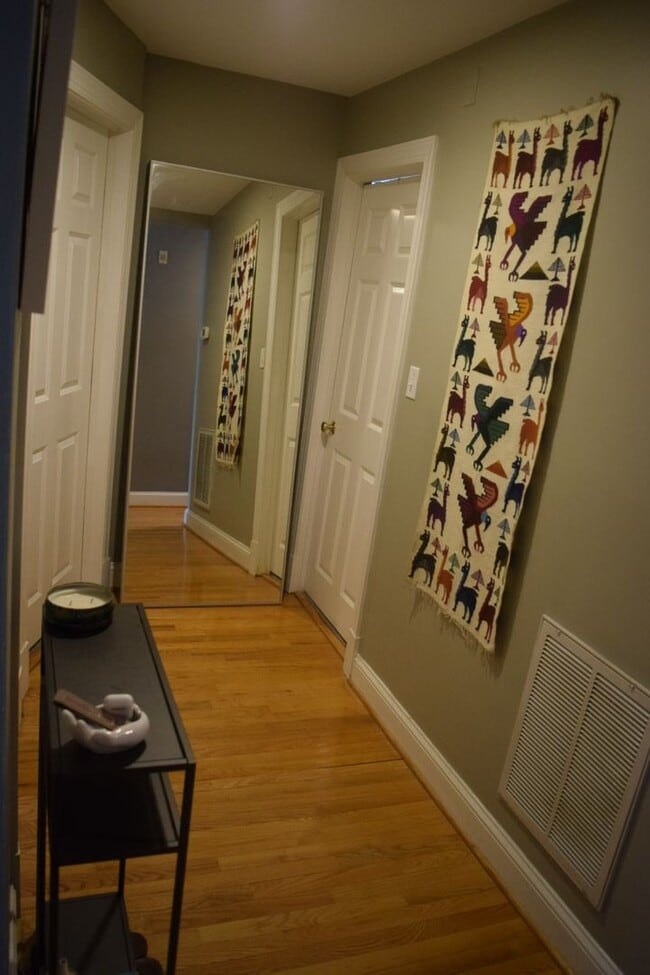 Foto del edificio - Spacious 2br/2ba + garage parking (U Stree...