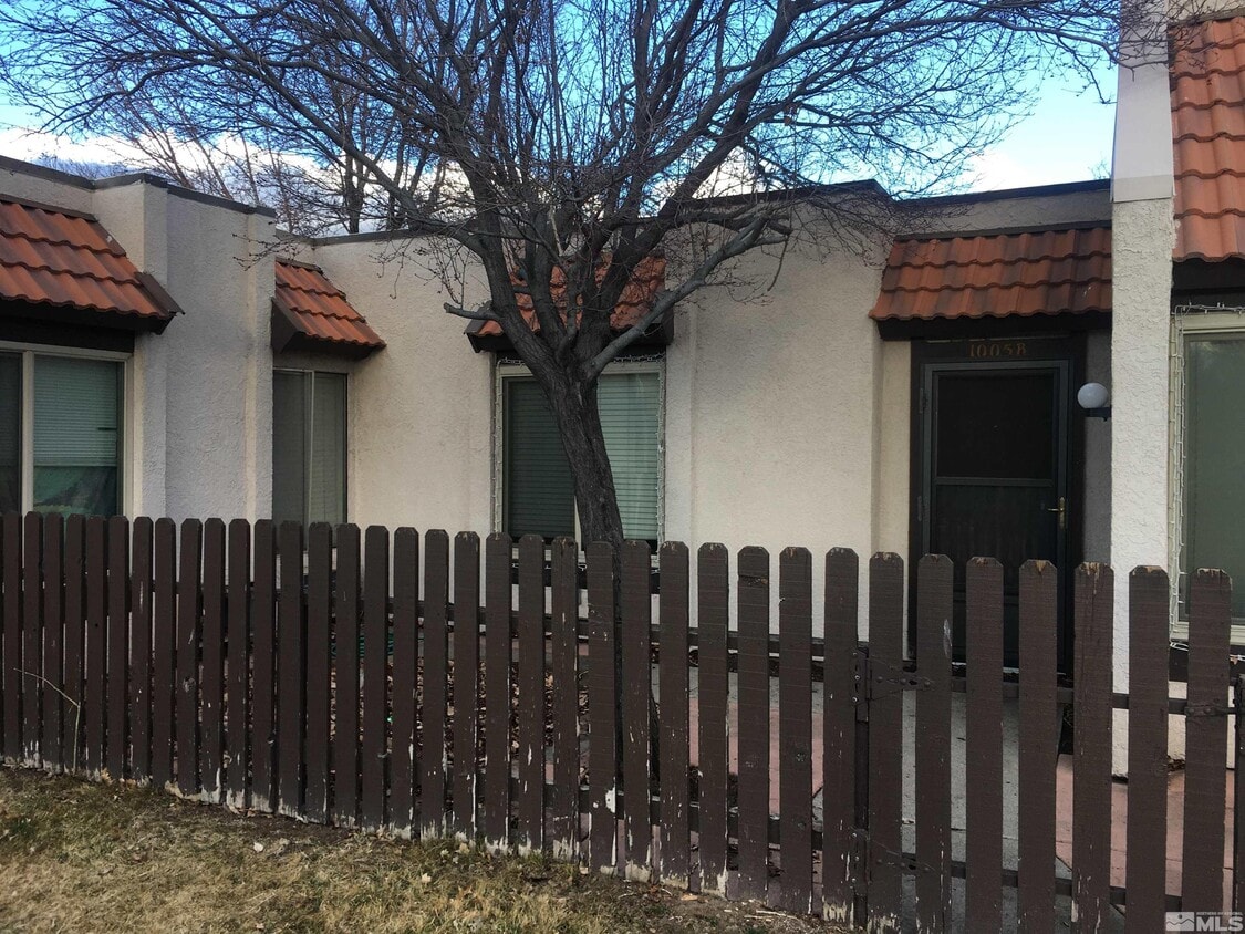 1005 Baywood Dr Unit B, Sparks, NV 89434 Condo for Rent in Sparks, NV