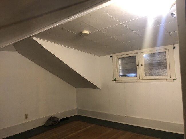Building Photo - 31 Blackfriars St