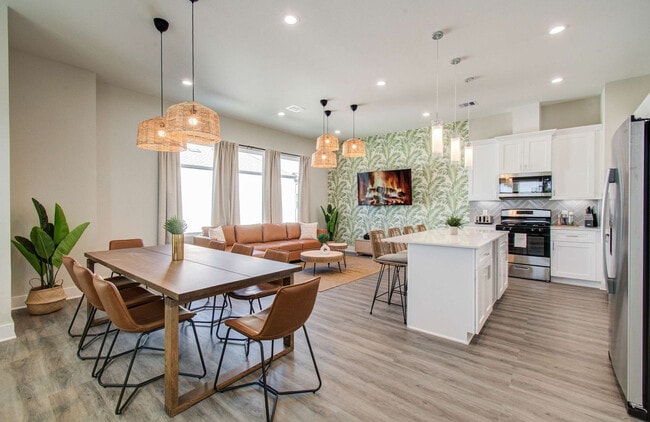 Foto del edificio - 8320 Curry Rd