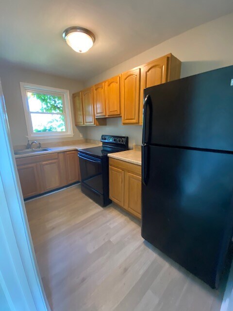 Foto del edificio - 824 Stoll Street #2