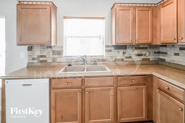 Foto del edificio - 13927 Chalk Hill Pl