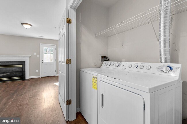 Building Photo - 3831 Sugarloaf Pkwy