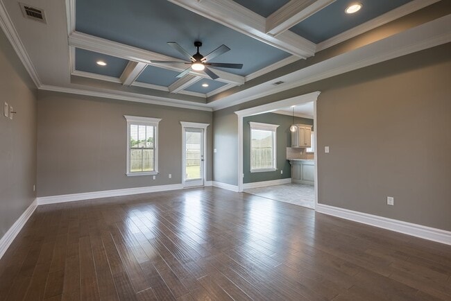 Building Photo - 4066 McKenzie Ln