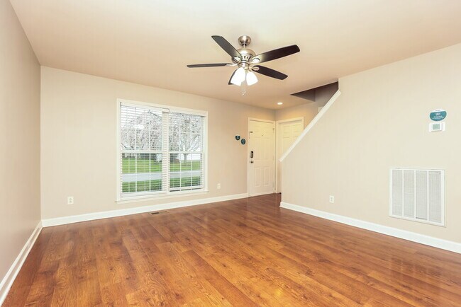 Foto del edificio - 2853 Sutherland Dr