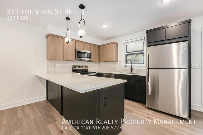 Building Photo - 322 Fountain St NE