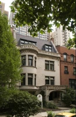 Primary Photo - 1449 N Astor St