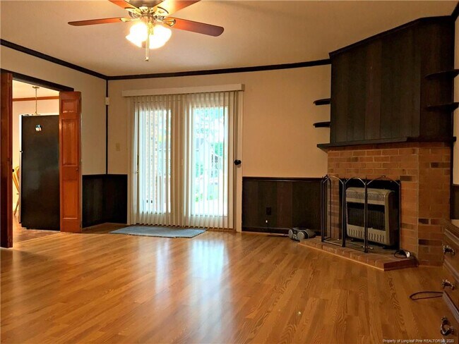 Foto del edificio - 5202 Flynn Ln