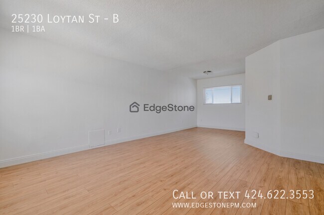 Foto del edificio - 25230 Loytan St